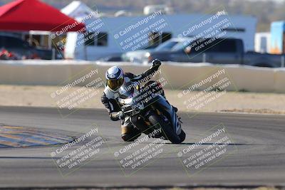 media/Dec-18-2022-SoCal Trackdays (Sun) [[8099a50955]]/Turn 2 (950am)/